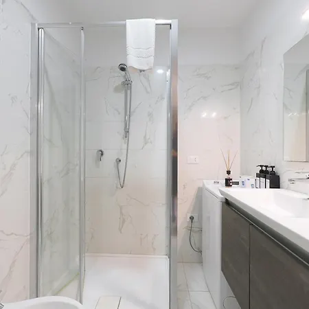 Duomo Luxury Apartment III-3